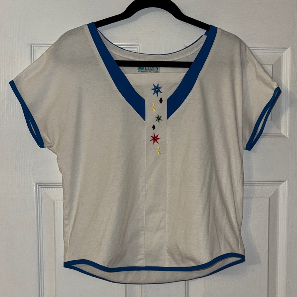 Vintage Lily’s Of Beverly Hills White T shirt with Embroidered detail